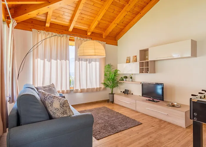 Del Sole By Interhome アパート オッスッチョ